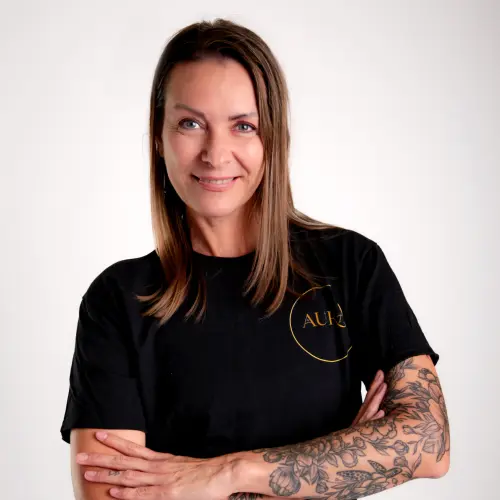 Réka Mariann - Jóga oktató - Aura Studio Miskolc